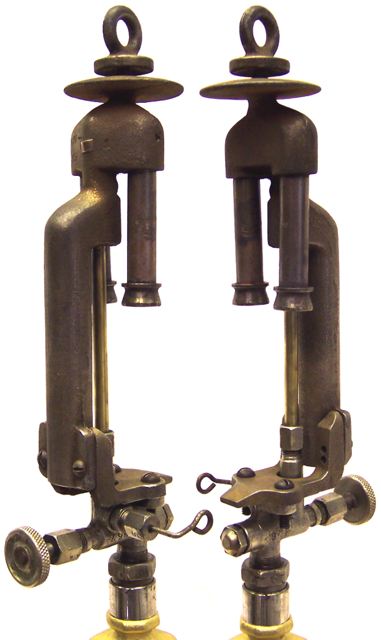 1286247135-Lindolite_330_2_burner.jpg