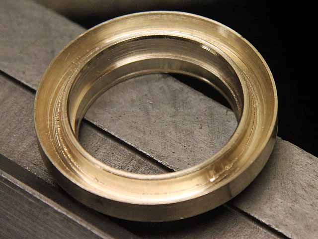 1295642672-adapter.jpg