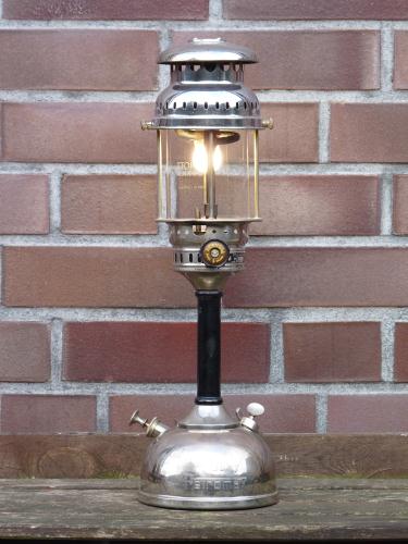 1298733481-Petromax_822_01.jpg