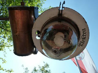 1303747837-Elektra-3.JPG