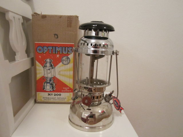 1318965499-200b.jpg