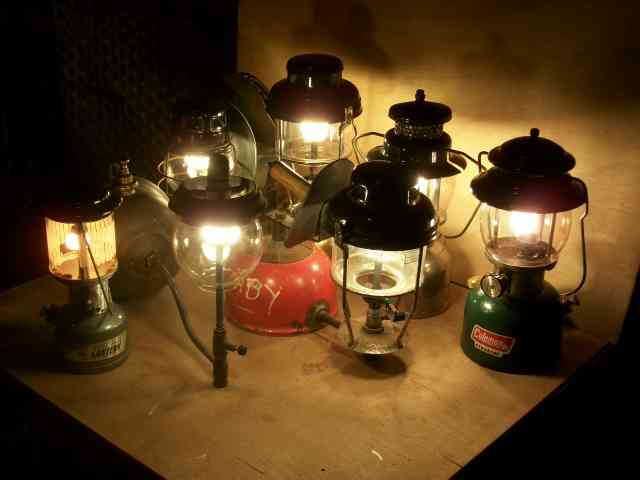 1325892572-A_few_lamps_lit.jpg