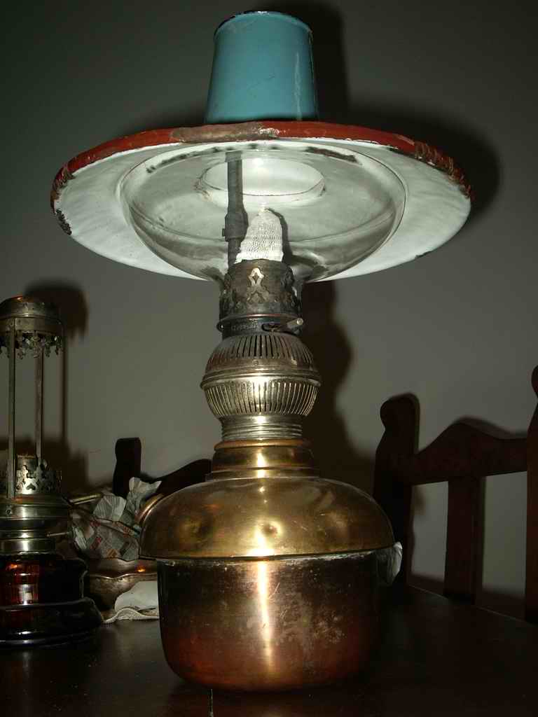 1334240751-alcoluz_sombrero.jpg