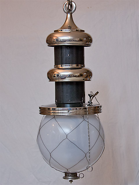 1349467167-1.jpg