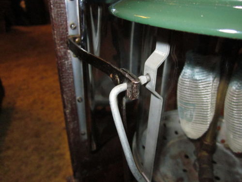 1350256307-IMG_0902_opt.jpg