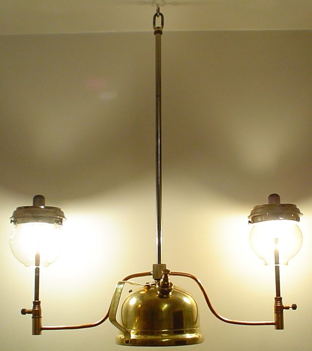 1353957422-R-71_LIT_003_opt.jpg