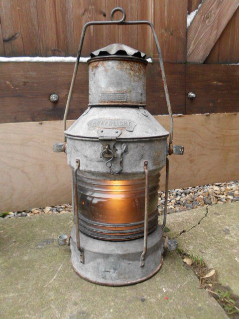 1354802502-lamps_002_opt.jpg