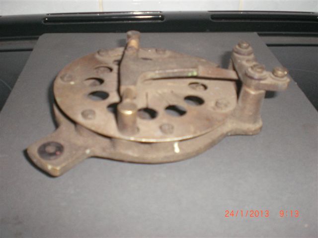 1359021815-Lamp_Repeater_002.jpg