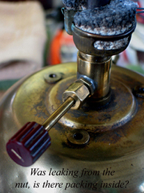 1368313813-TILLEY_CLOSE_UP_OF_CONTROL_VALVE.jpg