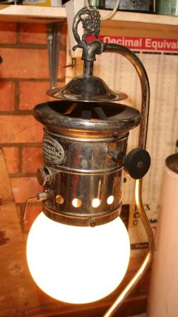 1381883461-3.JPG