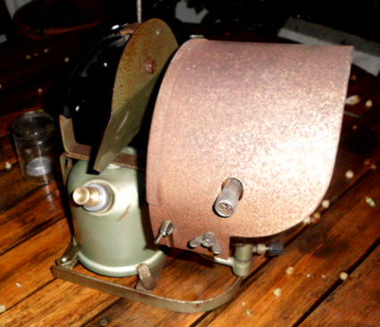 1382466955-0l15_2.jpg