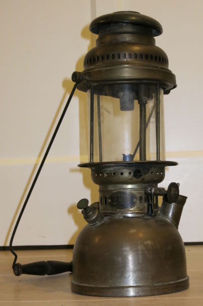 1384981963-lamp_frontal.JPG