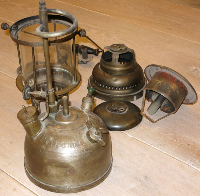 1384982668-dismantled_opt.jpg