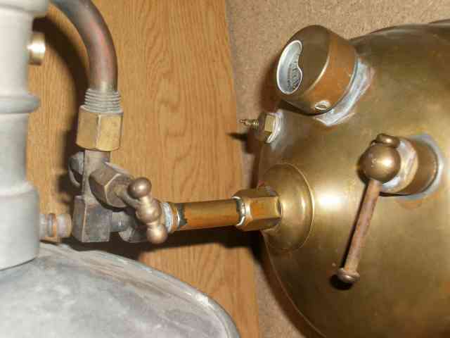 1385566719-1322810358-Unic_No_9_detail.jpg