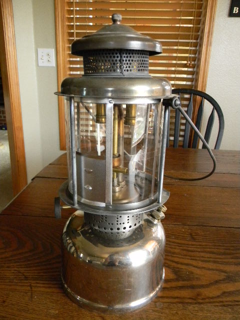 1390081282-Coleman_327_lantern_013.JPG