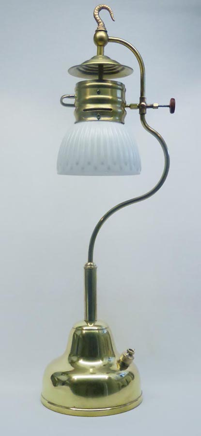 1408508536-Akron_81_portable_lamp.jpg