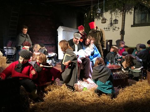 1419785911-Kerststal_Mechelen_20_12_2014__87__opt.jpg