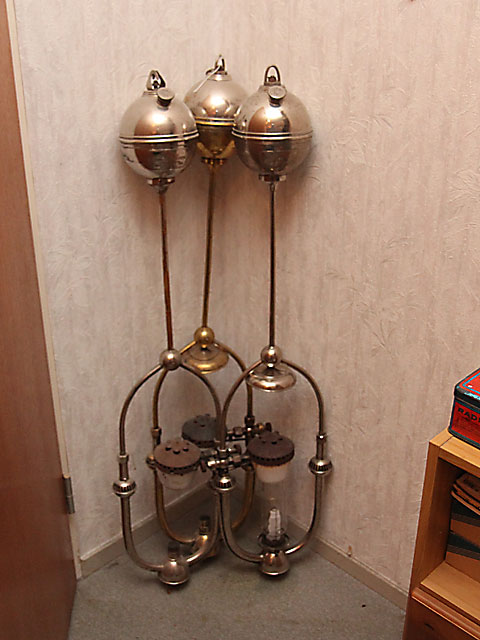 1431205720-d__rr.jpg