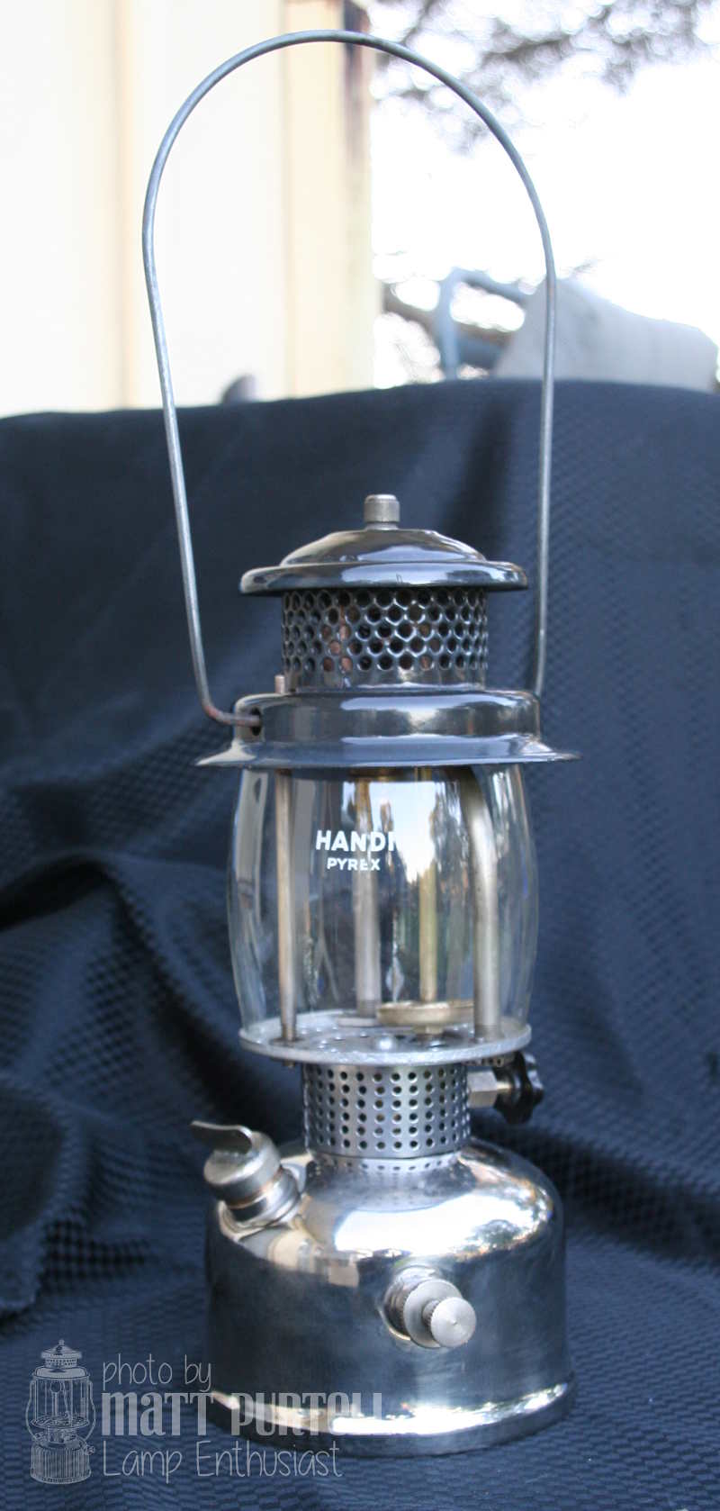 1435996594-handi.JPG