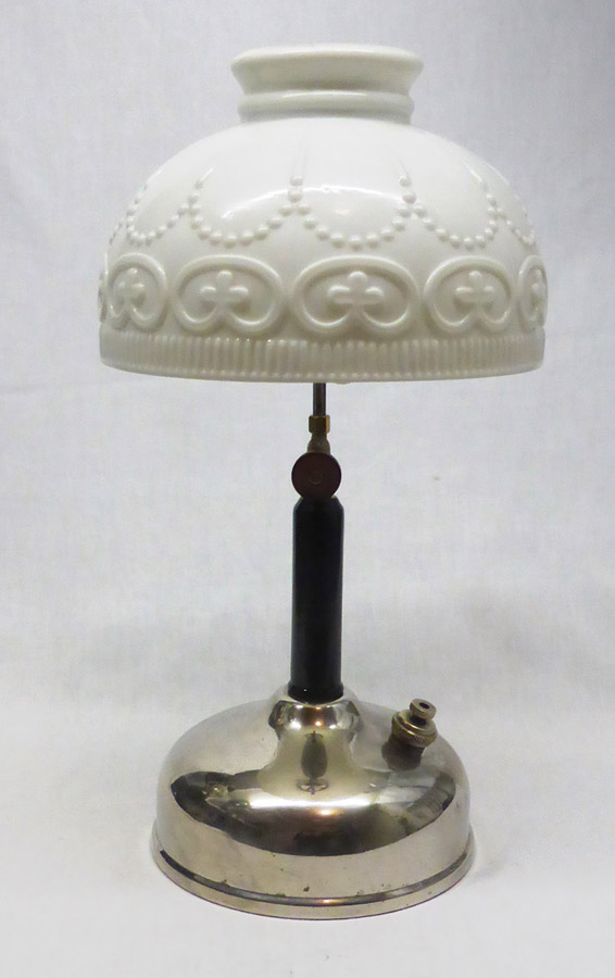 1447882955-Nulite_110M_lamp.jpg