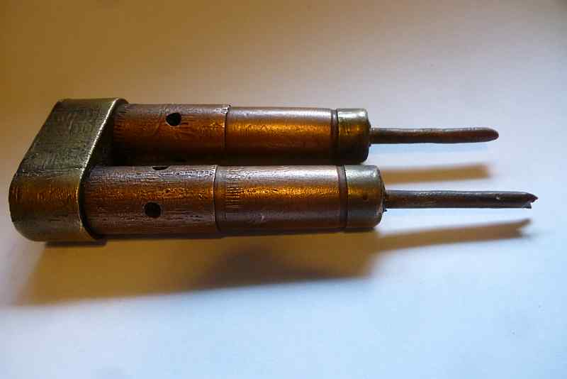 1451000972-Tito_Landi_Double_Burner_Pressurelamp_02_ccs.jpg