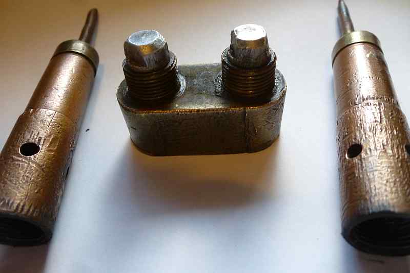 1451001094-Tito_Landi_Double_Burner_Pressurelamp_03_ccs.jpg