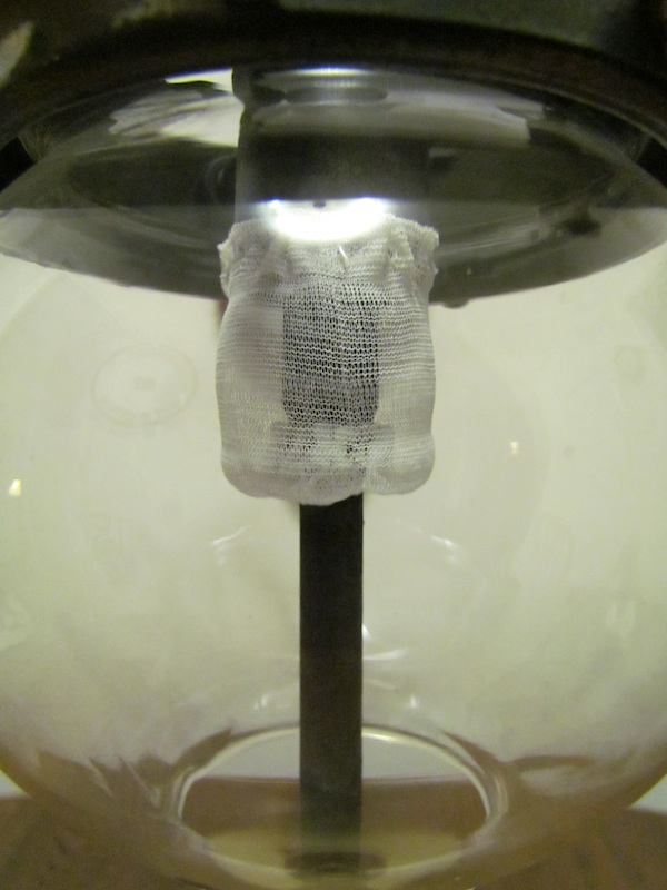 1460314917-lamp_3.jpg