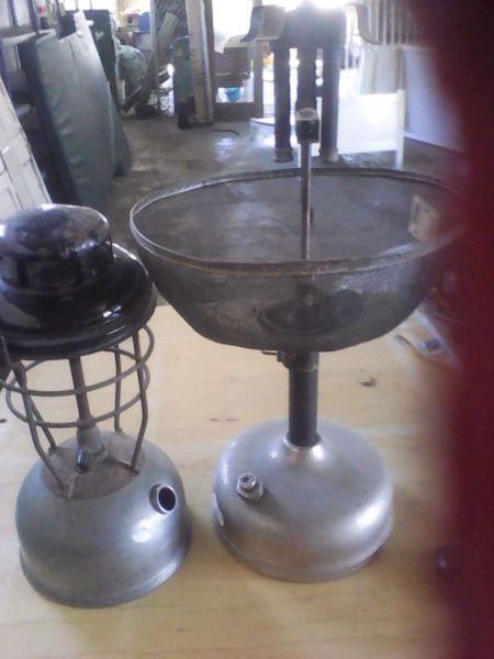 1473663882-lamp-rw.jpg