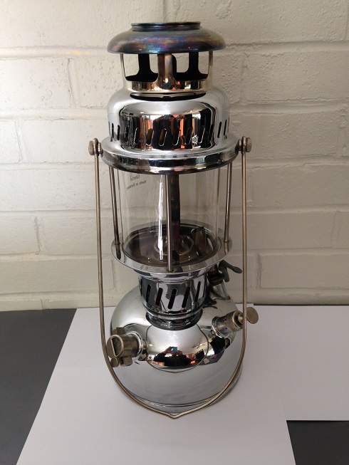 1479674886-Lantern-002.jpg