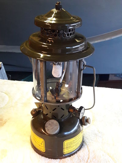 1484115708-Mil_Spec_lantern_1966__1.jpg