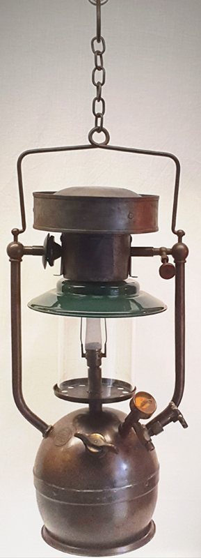 Bolte & Weyer lamp hanging.jpg