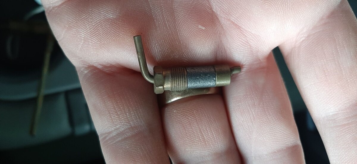 Coleman tip cleaner stem.jpg