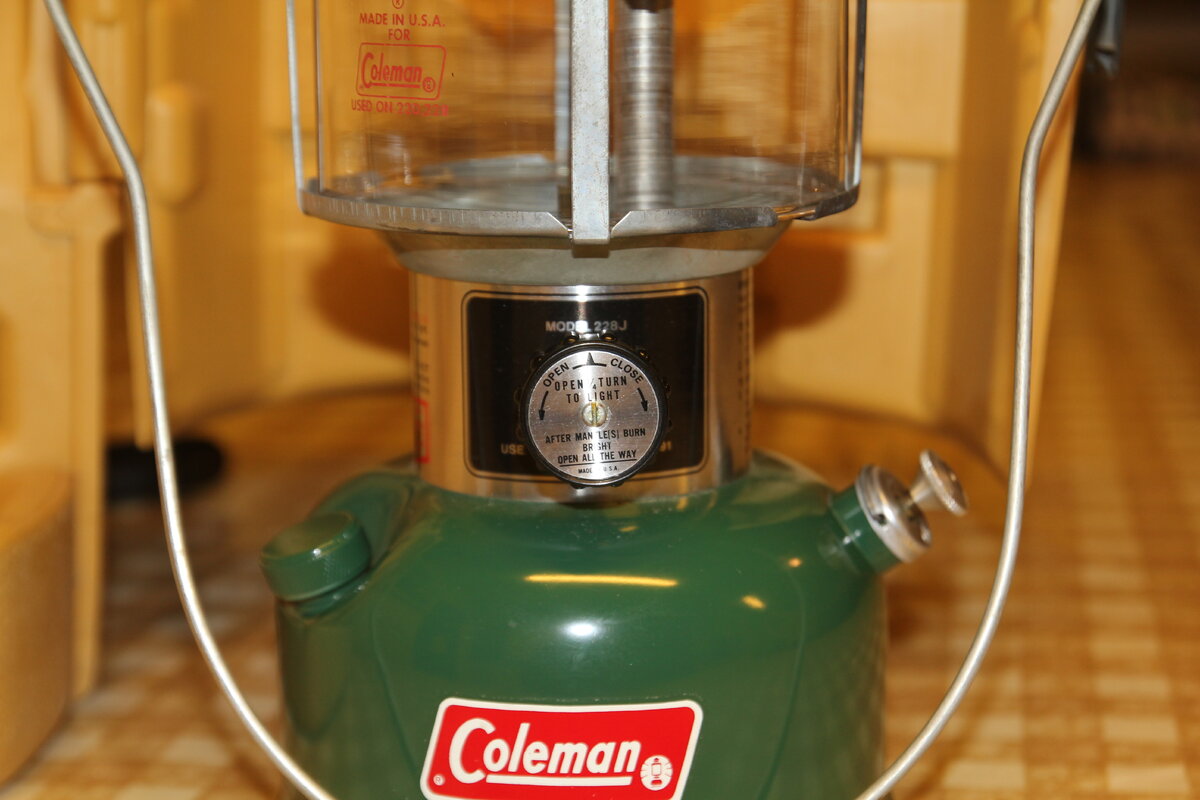 Coleman228J_1078_3.JPG