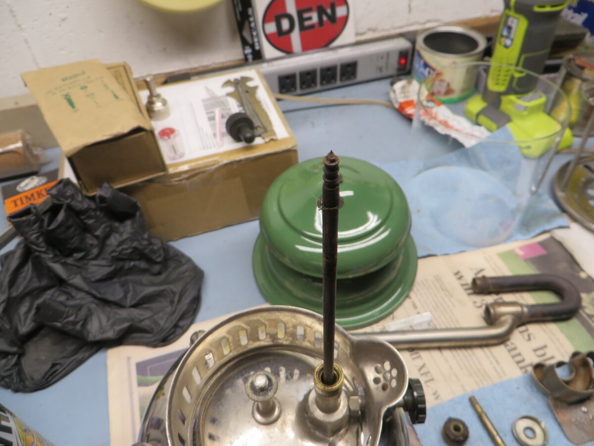 Primus 1320 cleaning needle.JPG