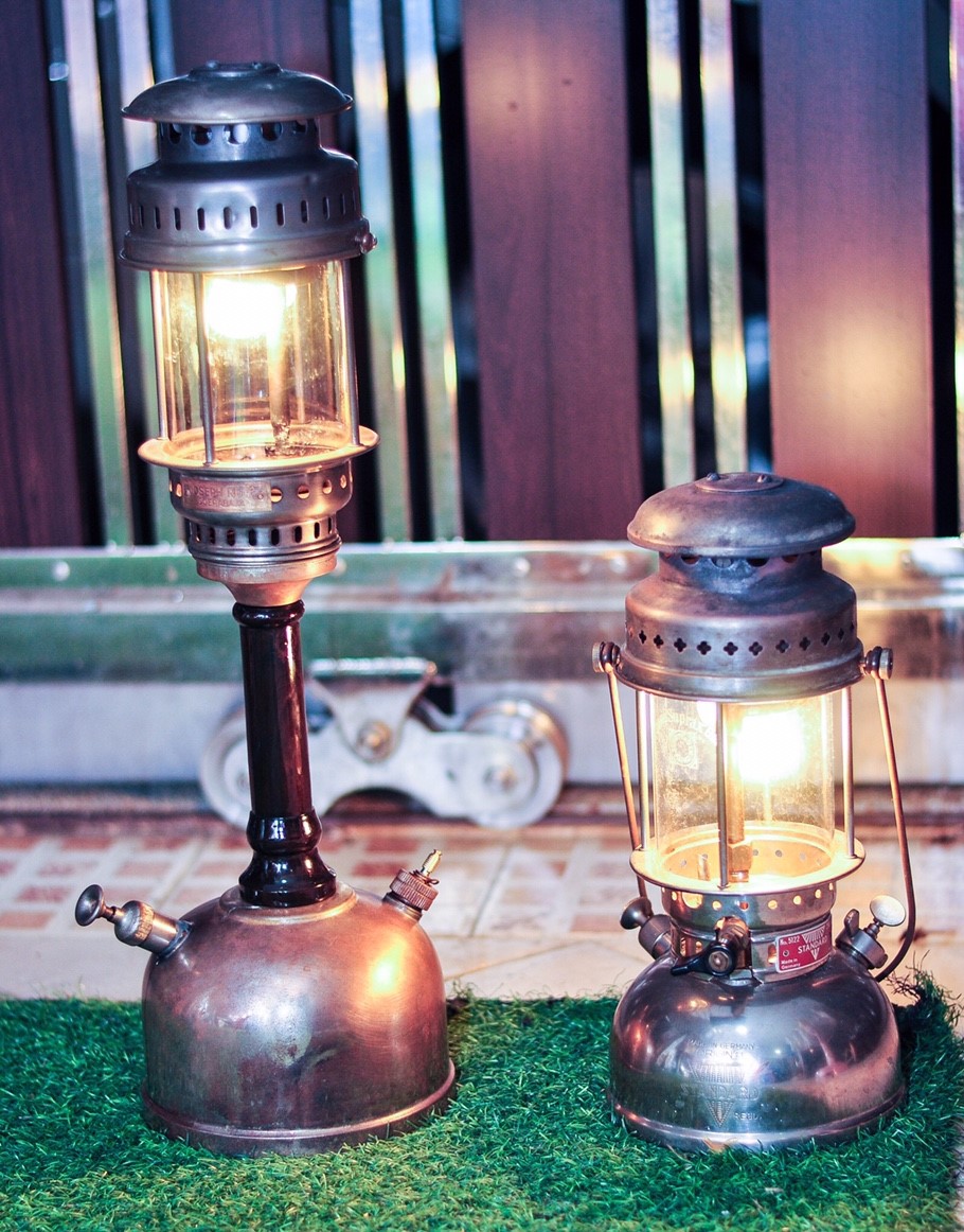 Standard table lamp_181203_0057.jpg
