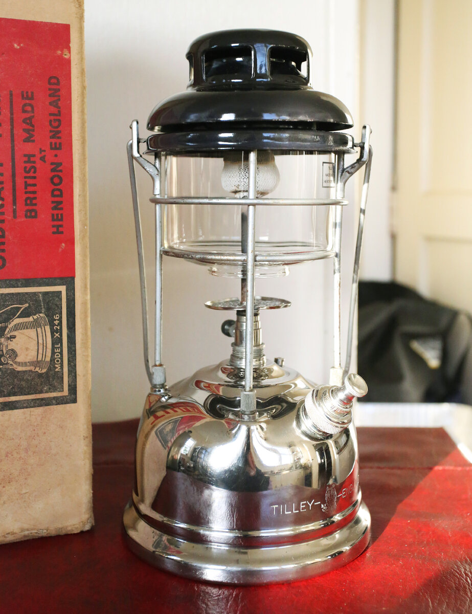 Tilley Guardsman54-56.jpg