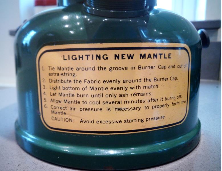US Milspec 1944_Feb 20_Fitting Mantle Lable.JPG