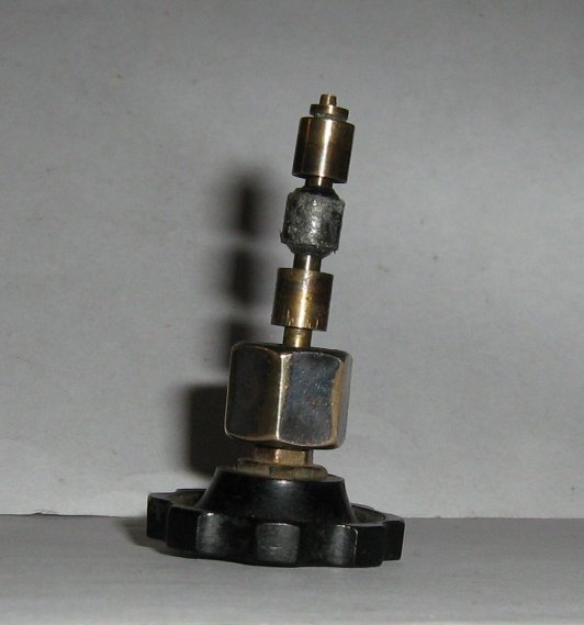 Valve stem 01.JPG