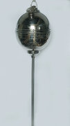 Lux Victoria lamp tank with fuel filler cap.jpg