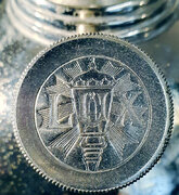 Lux Victoria lamp fuel filler cap logo.jpg