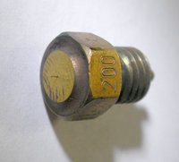 1338785688-Needle004.jpg