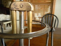 1390081562-Coleman_327_lantern_007.JPG