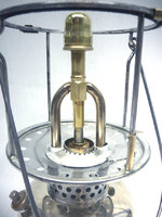 1395878730-Primus_1929_1001_1929_lantern_and_bottom_plate..jpg