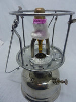 1395879314-Primus_1001_AD_1939_lantern_with_unlit_mantle.jpg