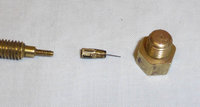 1441650345-A_L_jet_and_cleaning_needle.jpg