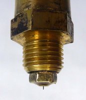 1471030836-Ekinox_lamp_jet_and_cleaning_needle.jpg