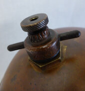 Tures-lamp-fuel-filler-and-.jpg
