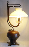 Tures-lamp-lit.jpg
